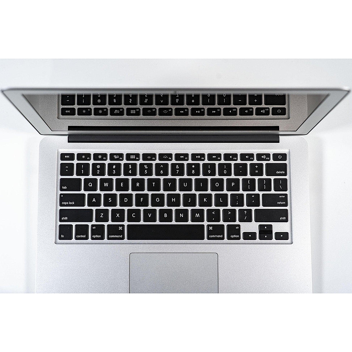 Macbook Air 13'' 2017 1.8Ghz i5 8Gb Ram DDR3